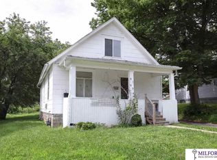 4147 Lake St, Omaha, NE 68111