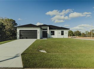 765 Chambers St E, Lehigh Acres, FL 33974