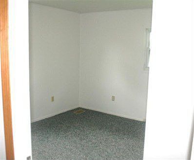 5th image of 961 Stewart Ave