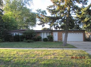 7912 W 97th Pl, Hickory Hills, IL
