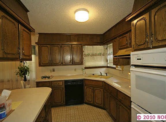 5th image of 810 N Boyd Cir