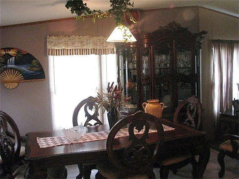 1st image of 25581 Rolling Hills Dr