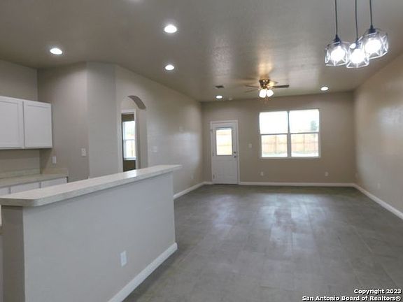 5th image of 6410 Hazel Valley Dr