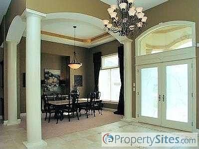 2nd image of 8529 Aspen Row