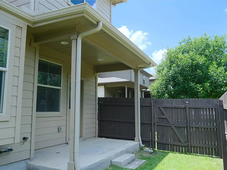 2880 Donnell Dr #801 — Photo 24