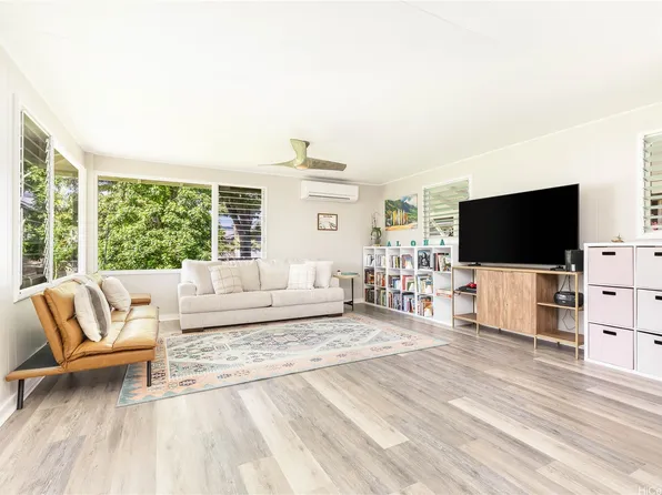 320 Oneawa St, Kailua, HI 96734