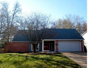 15334 Golden Rain Dr, Chesterfield, MO 63017
