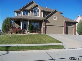 8102 S 106th St, La Vista, NE 68128
