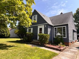 4242 Bayard Rd, South Euclid, OH 44121