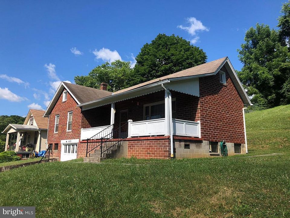 1st image of 11609 Bobo St NE