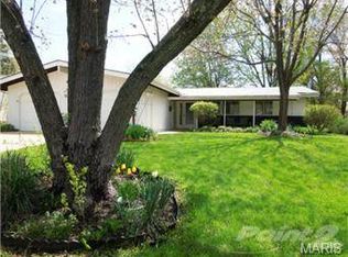 1630 Rathford Dr, Saint Louis, MO 63146