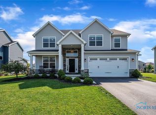 25190 Saddle Horn Dr, Perrysburg, OH 43551