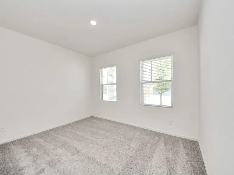 1902 Corsica Creek Ln — Photo 5