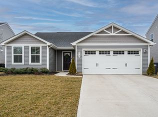 9745 Oak Grove Dr, Pendleton, IN 46064