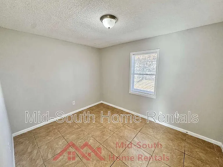 1825 Castalia St #4 — Photo 11