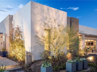 686 Scenic Cliff Dr, Henderson, NV 89012