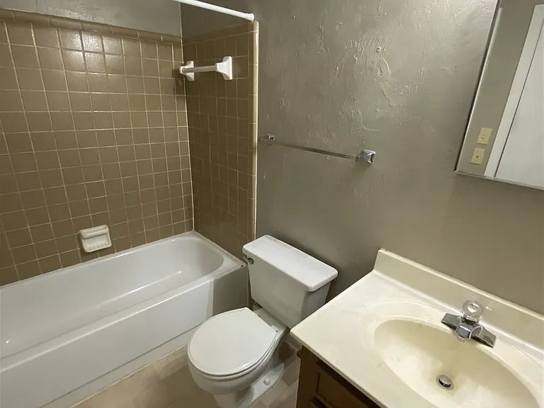1159 Ocala Rd — Photo 10