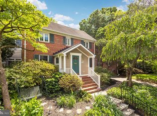 4504 Middleton Ln, Bethesda, MD 20814
