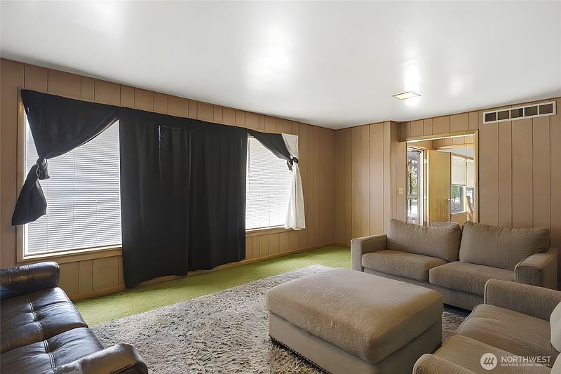4th image of 417 N Sanders Street