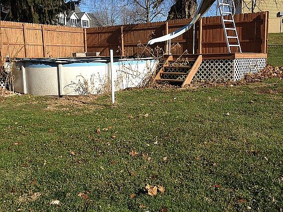 3rd image of 608 E Cypress St