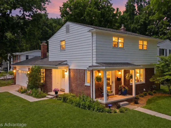 17415 Sunset St, Livonia, MI 48152