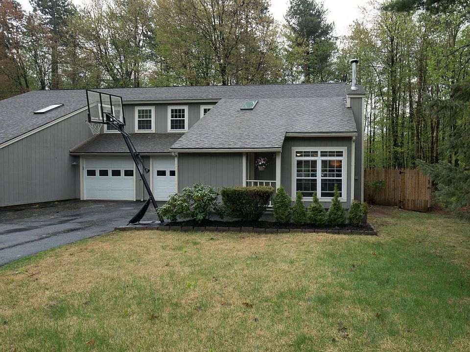 1st image of 70 Arrow Wood Pl