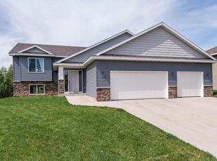 4453 Starling Ln SE, Rochester, MN 55904