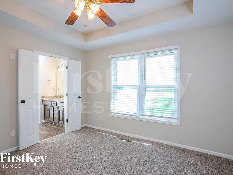 1601 NW 79th Ter — Photo 10
