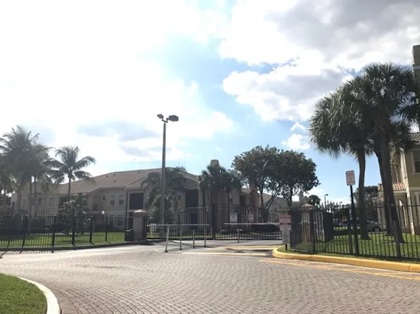 802 Belmont Ln, Pompano Beach, FL 33068
