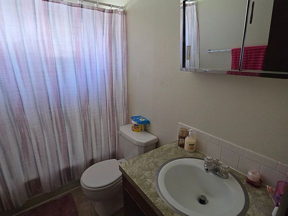 3rd image of 1430 Emery St APT 9