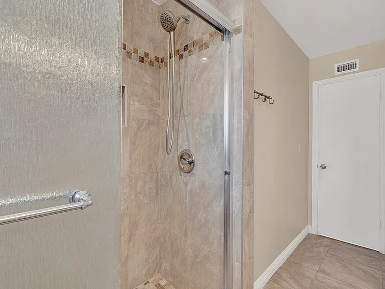 5091 Casa Oro Dr — Photo 11