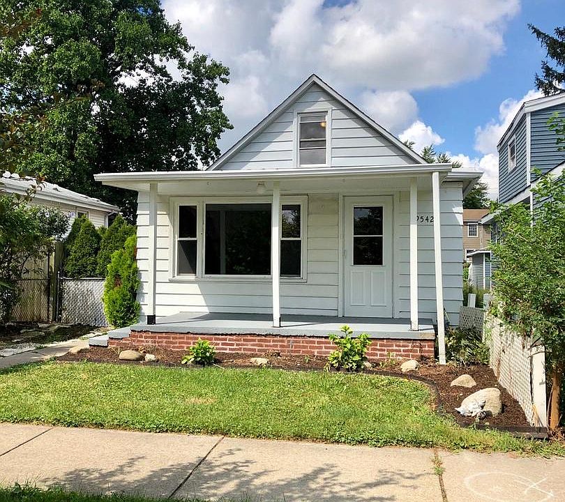 1st image of 9542 S McVicker Ave