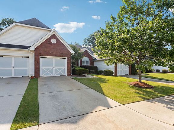 2nd image of 435 City Park Dr