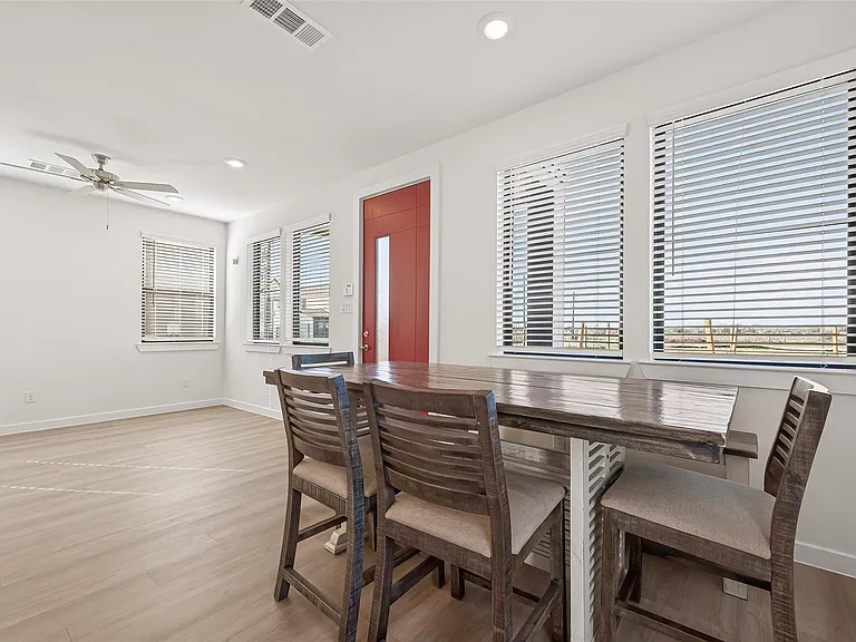 3223 Loam Ln — Photo 7