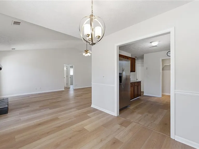 201 Colony Springs Dr — Photo 13