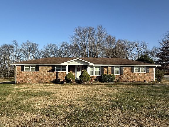 2nd image of 802 Dow Dr
