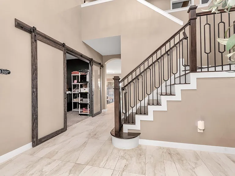 3210 Shadowwalk Dr — Photo 2