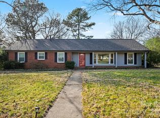 1005 S Magnolia St, Mooresville, NC 28115