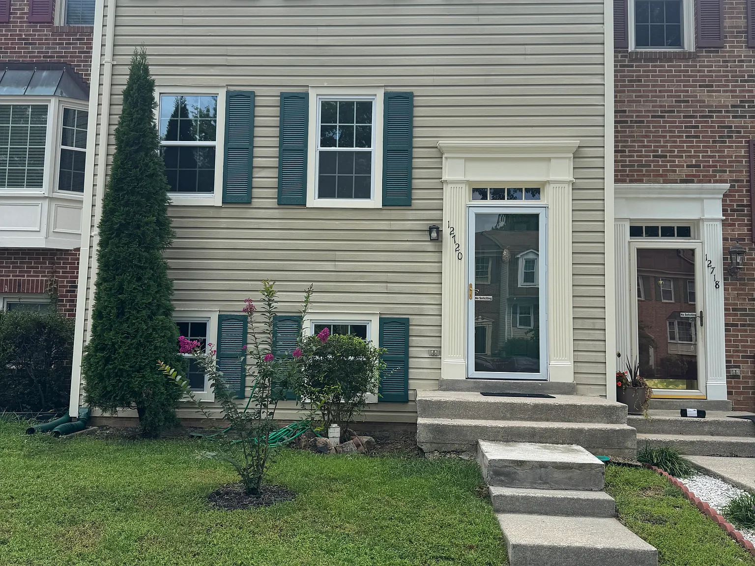 4 bed, 2040 sqft, $2,900 — Photo 1
