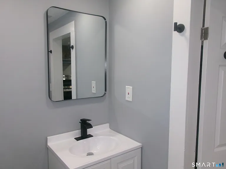 188 Hemingway Ave #2 — Photo 8