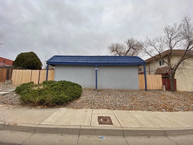 12120 Menaul Blvd NE — Photo 17