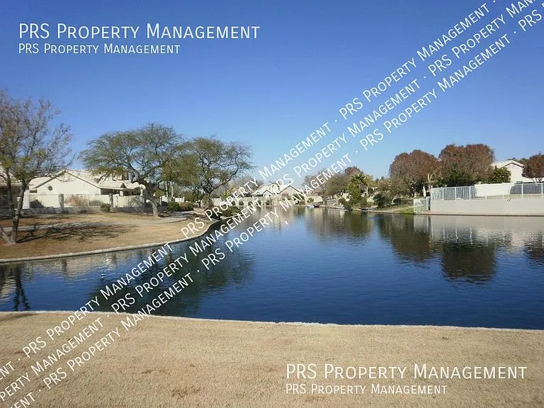 629 S Oak St — Photo 10