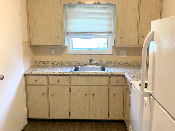 18 Newbury Ave APT 12