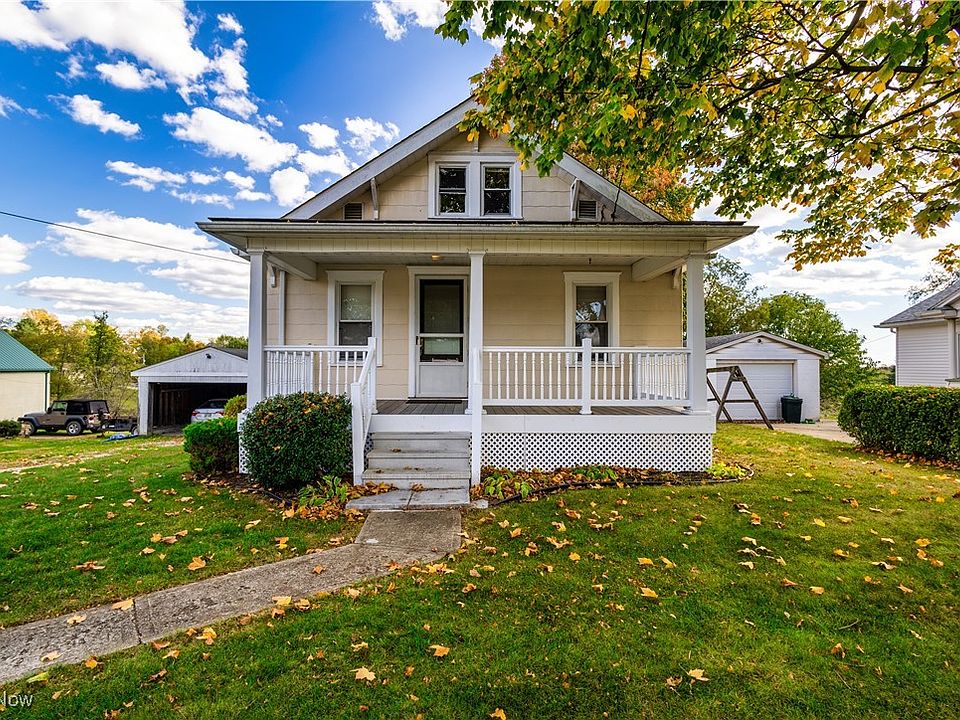 1st image of 142 W McConnell Ave