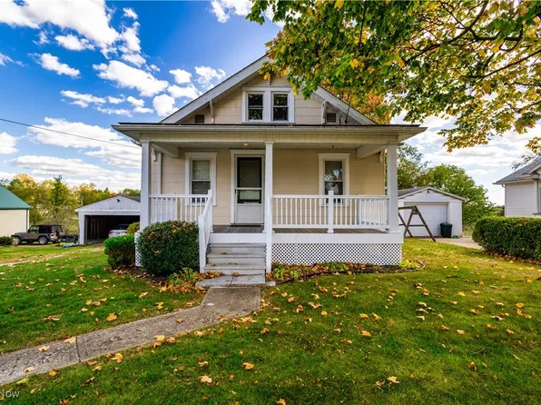 142 W McConnell Ave, Wintersville, OH 43953