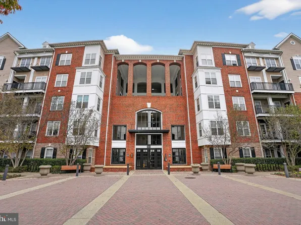 501 Hungerford Dr APT 145, Rockville, MD 20850