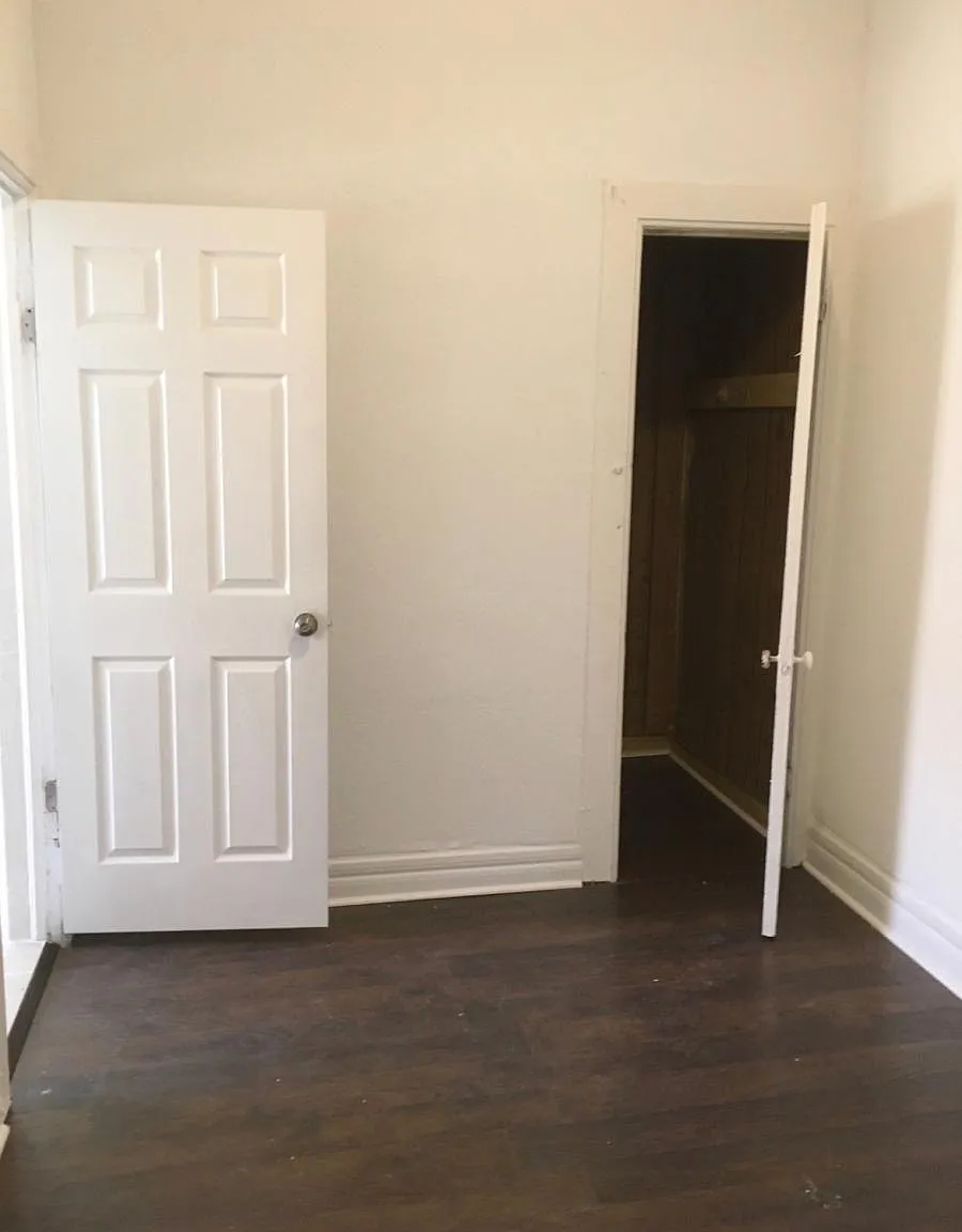 3 bed, 915 sqft, $4,000 — Photo 4