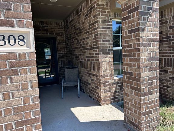 3rd image of 308 Buccaneer Dr