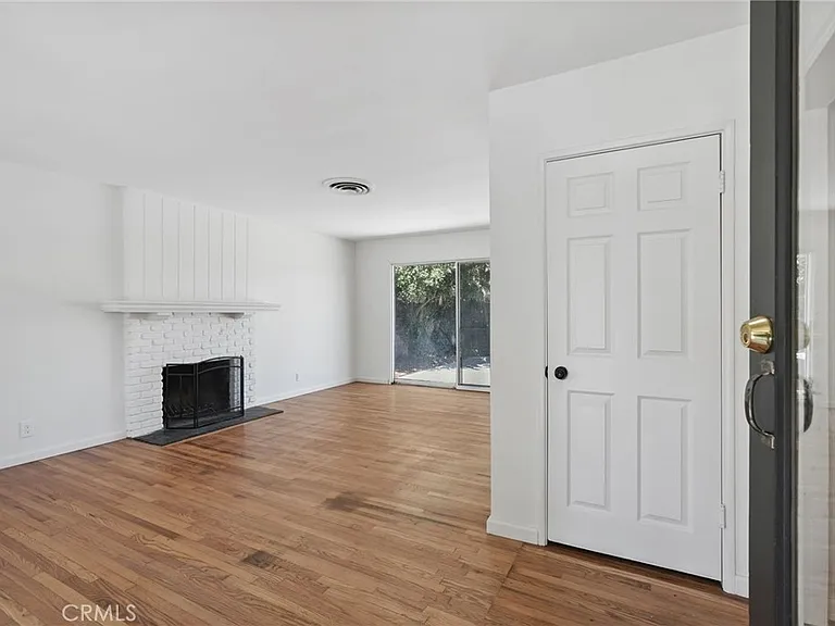 7656 Teesdale Ave — Photo 14