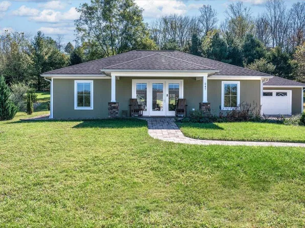 247 New Cameron Dr, Lexington, VA 24450